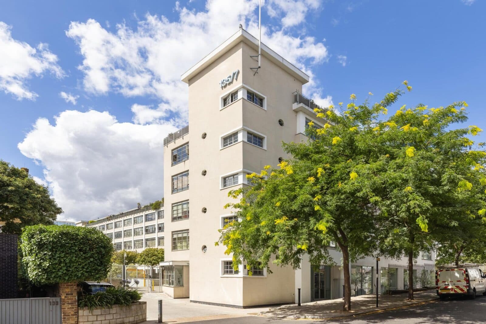 Shepherdess Walk, Angel N1